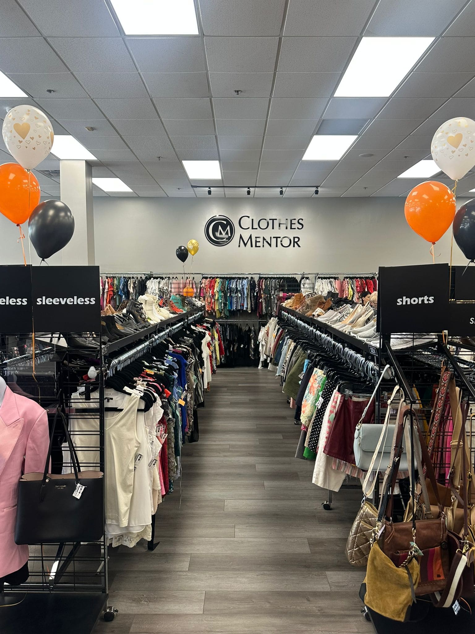 Avinya Clothing Store